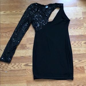 Black sequined dress w/ one shoulder